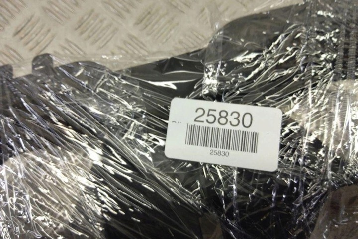 фото №10, Впуск воздуха радиатор renault captur j5_ 214b32587r 0.9l бензин 2014