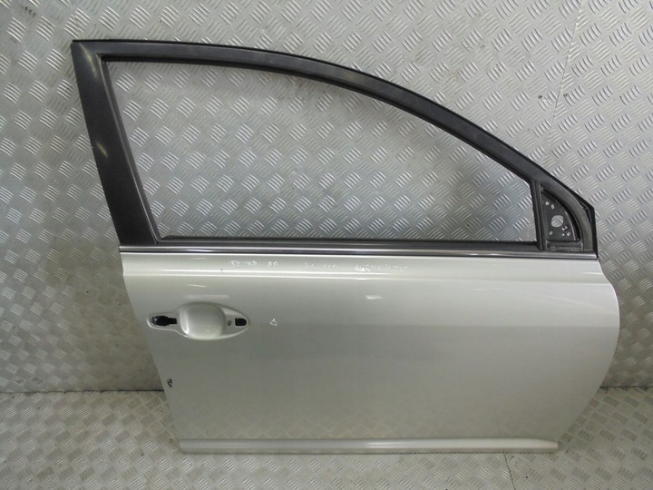 фото №1, Дверь правый перед toyota avensis t25 1c0