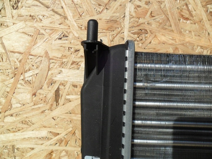 фото №12, Renault clio iii 2005 2006 2007 2008 радіаторів