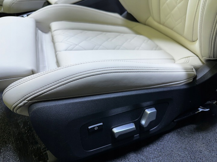 фото №5, Bmw g20 м-пакет спортивні сидіння засіб шкіра individual обшивки диван