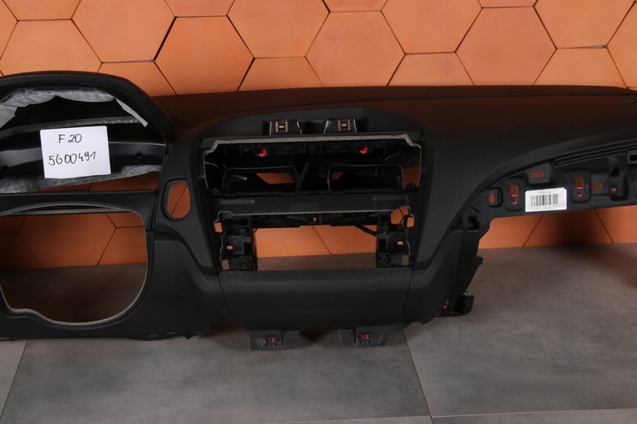 фото №7, Bmw f20 f21 f22 f23 m2 f87 оригинальная панель раздаточная консоль чёрная