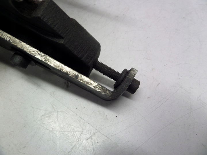 фото №3, Лапи генератора двигателя кронштейн натяжитель berlingo partner i 1 1.9d