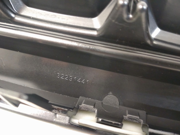 фото №8, Новый решётка радиатора решётка радиатор volvo s60 v60 ii рестайлинг 2022- r-design 32378257