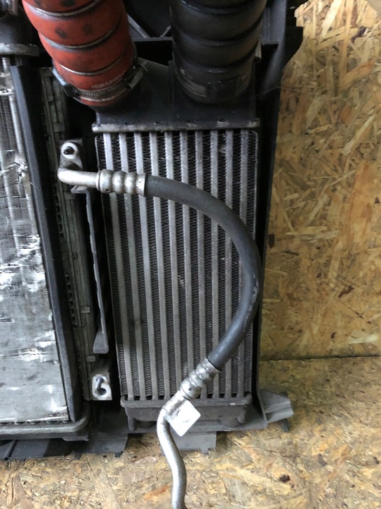 фото №10, Pas переднее радиатор citroen c4 picasso i