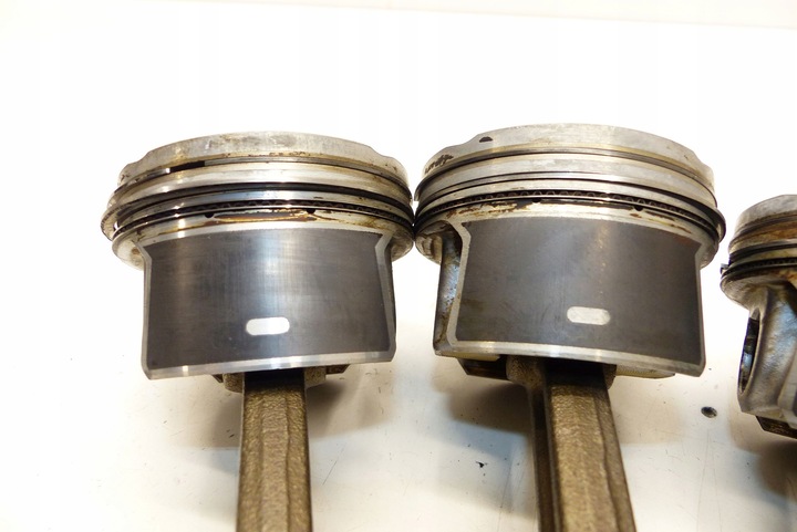 фото №7, Nissan juke pulsar qashqai ii 1.2 dig-t hra2 поршень + шатун