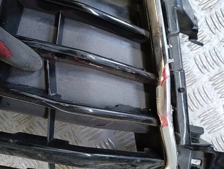 фото №3, M11 решітка решітка радіатора audi tt 8s0853651