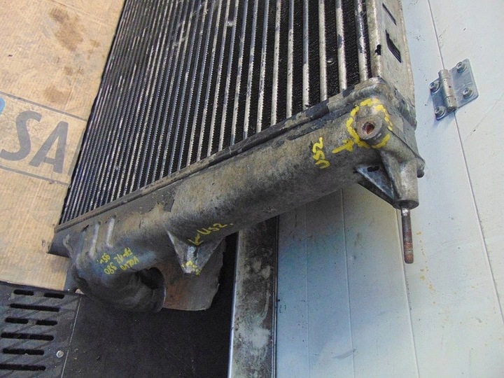 фото №11, Volvo fh12 d12a 380km 95r радиаторов интеркулер