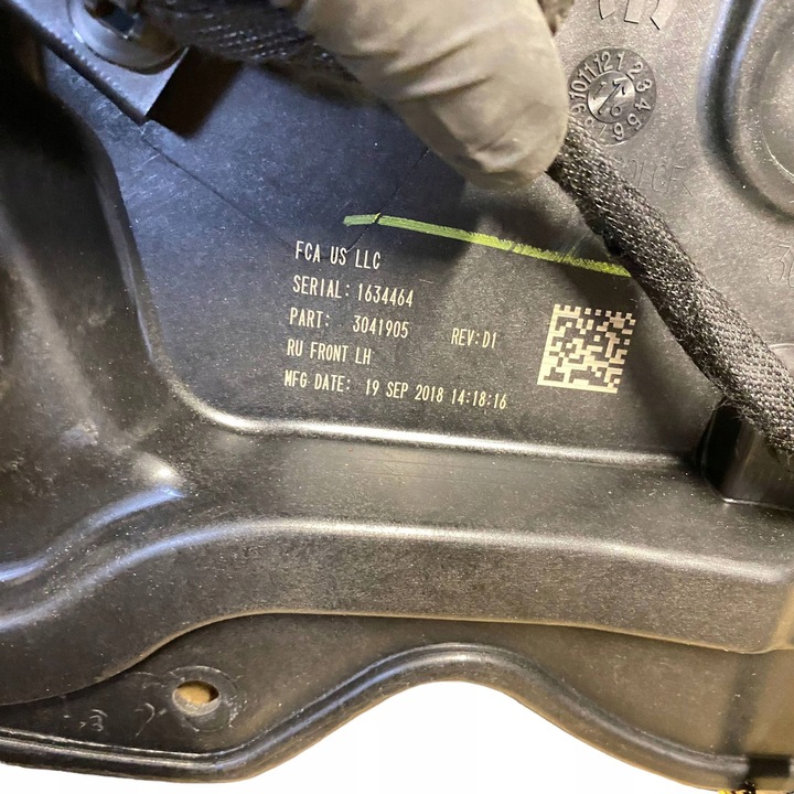 фото №9, Chrysler pacifica 2018 левая сторона подъемники стекло