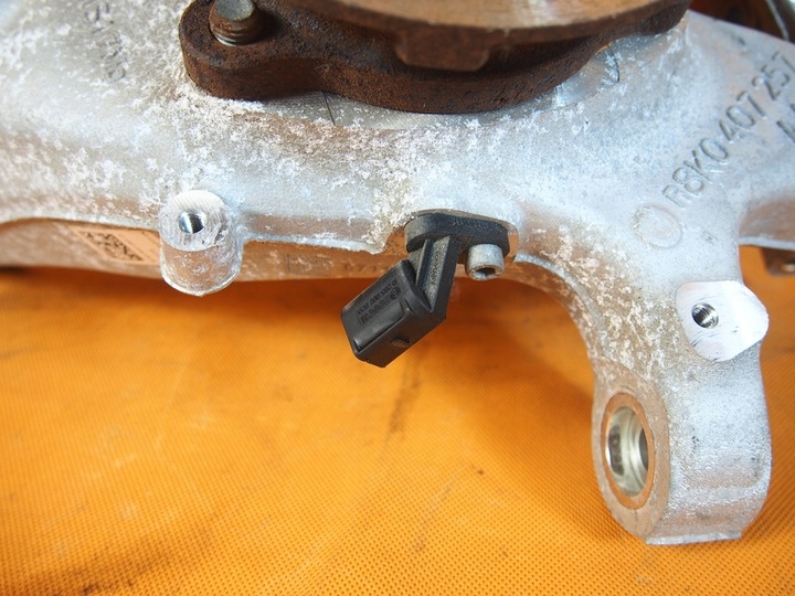 фото №8, Audi a5 8t поворотный кулак перед lh ступица 4g0407241d