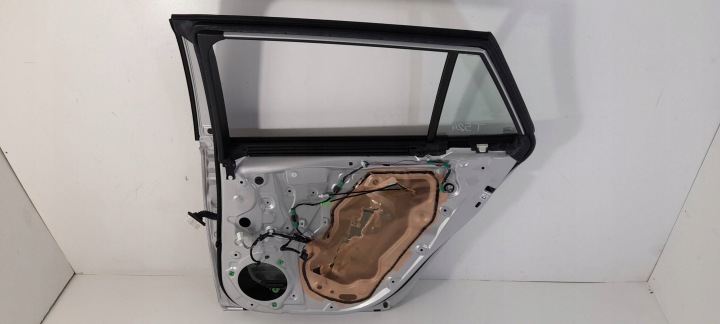 фото №12, Toyota corolla e21 універсал 2019r двері задні праві t524