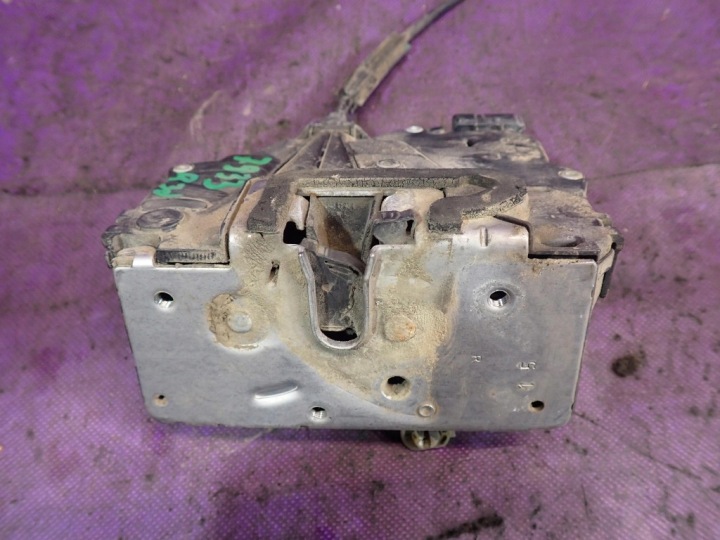 фото №5, Fiat grande punto 05-10 замок перед праве трос 55702904 6 pin