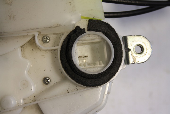 фото №9, Honda civic viii ufo замок двері правий перед 2 pin