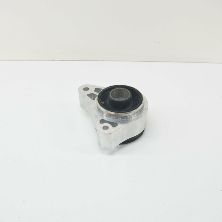 фото №8, Porsche panamera 971 передний left lower arm bushing 971407183d