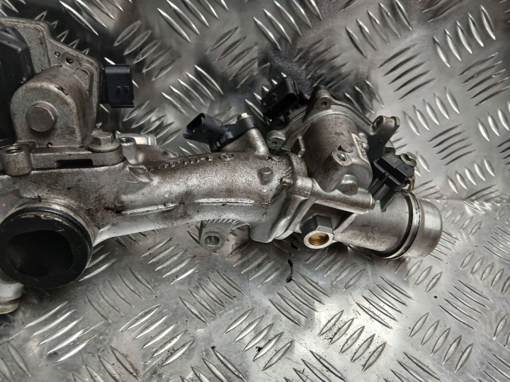 фото №7, Dacia lodgy дроссельная заслонка клапан egr 147101423r 1.5 синий dci 2021r