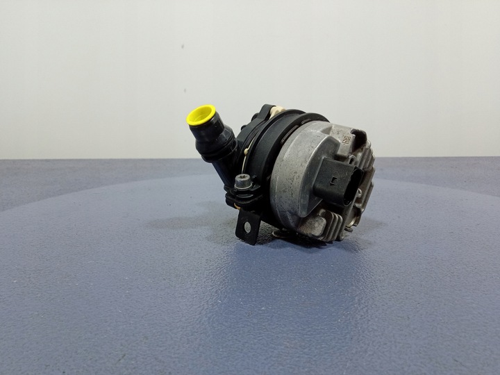 фото №4, Bmw x3m f97 x4m f98 g11 g12 дополнительный насос воды 8686899