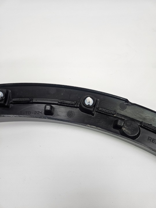 фото №12, Renault megane v e-tech 2022 - планка na крило зад праві 767187224r