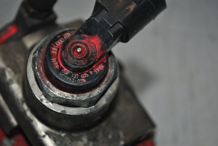 фото №7, Насос пального vw golf passat 2.0fsi 06f127025d