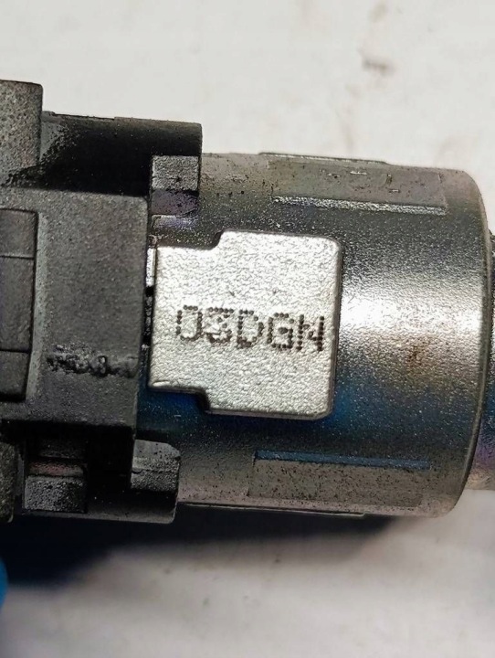 фото №5, Toyota yaris iv 20-26 вставка замка ключ жало ключа 03dgn
