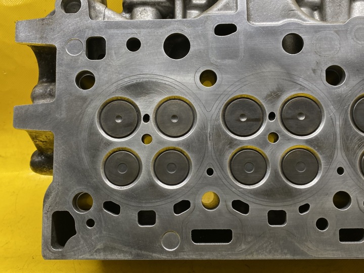 фото №9, Головка двигуна 781260804 78126060400 avensis t29 mini bmw 2.0 d n47c20a