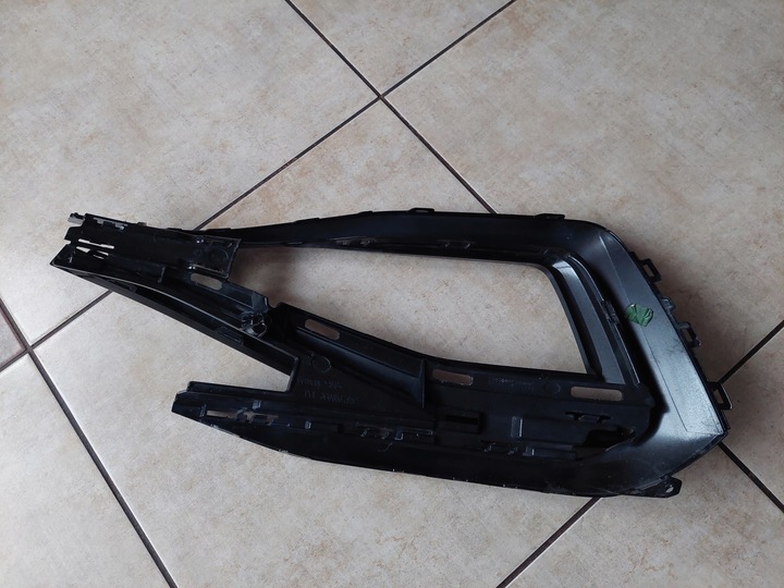 фото №9, Решітка бампера - права - vw passat b8 - r-line - рестайлінг - 3g0