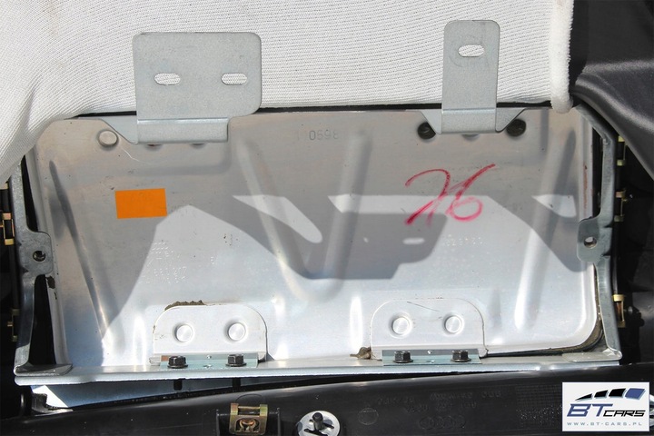 фото №7, Audi a4 консоль панель роздавальна капот pulpit 1999-2000 8d 8d1880217 8d1