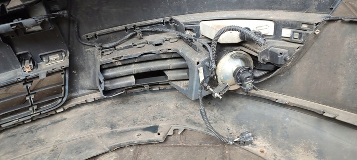 фото №13, Бампер перед переднє vw passat b6 2,0 tdi cr lc9x