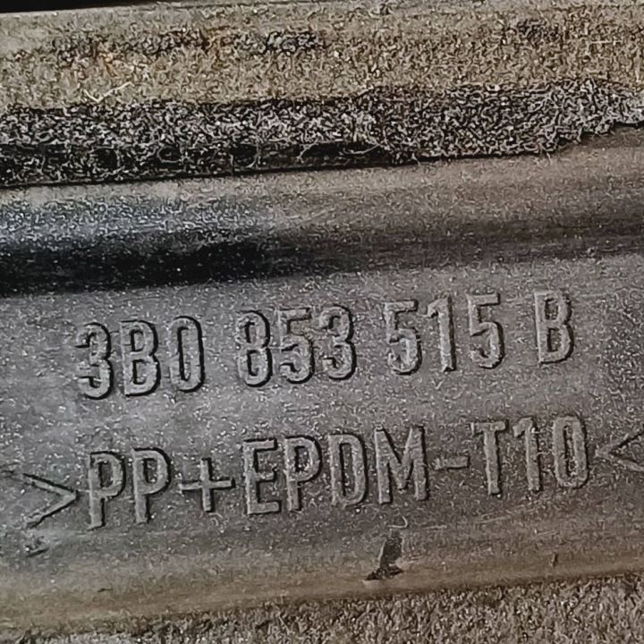 фото №10, Молдинг двери левые перед vw passat b5 рестайлинг 3b0853515 nr412