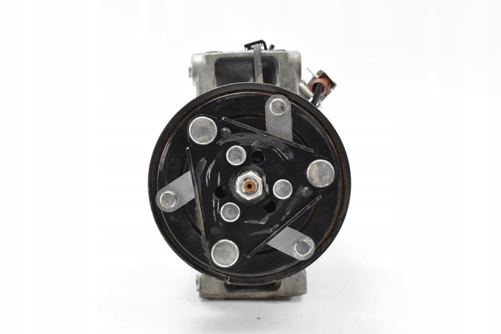 фото №1, Компрессор кондиционера 3q0816803e scala fabia iv golf viii kamiq arona