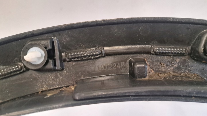 фото №13, Планка na крило правий зад renault megane v e-tech e tech