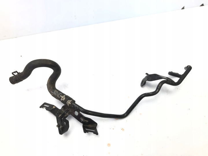 фото №1, Vw passat b8 труба шланг води 04l121070ab