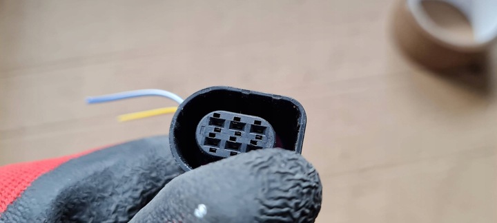 фото №10, Q3 83a штекер разъём соединитель 4h0973713g sq7 4m q7 a4 b9 8w a5