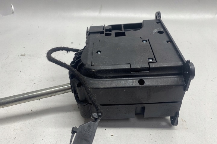 фото №8, Механізм зміни коробки передач vw jetta mk7 5qm713023c 1.4l бензин 110kw 2019