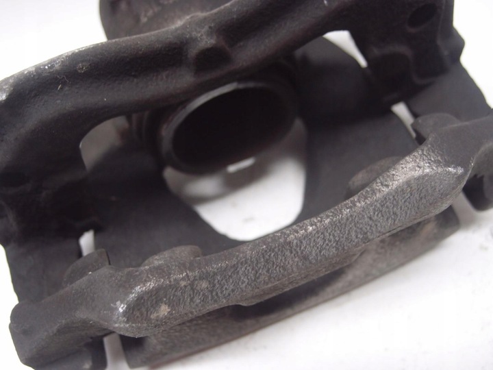 фото №7, Супорт гальмівний правий перед bmw x1 f48 2.0d