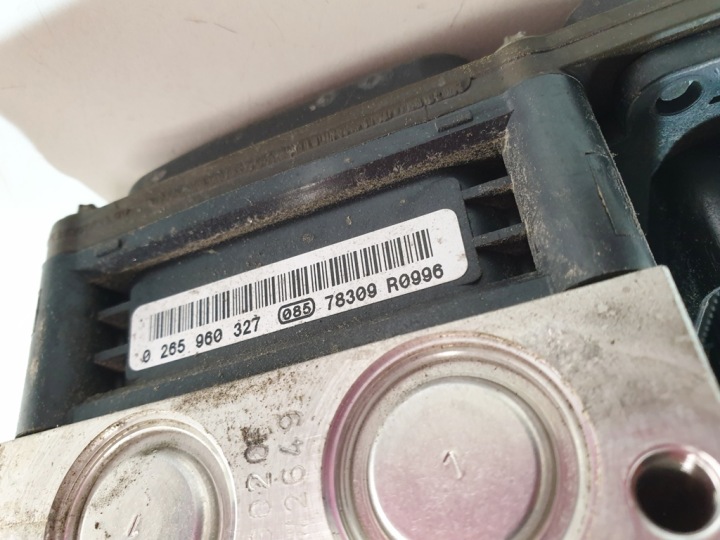 фото №8, Bmw 5 v 525d e61 e60 3.0 d головний гальмівний циліндр abs