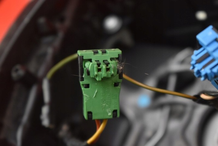 фото №7, Руль мультифункция 96591806zd citroen c4 c 4 1 i 04-08