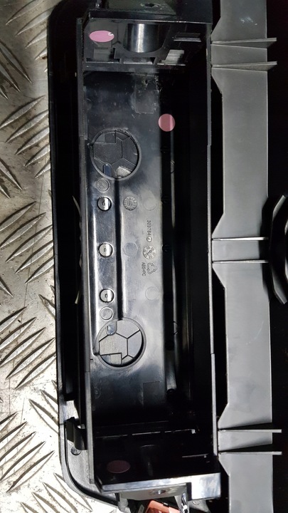 фото №13, Citroen c4 i picasso решітка середня бардачок 96541120zd