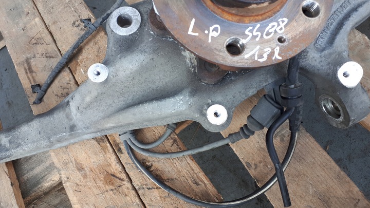 фото №9, S4 b8 рестайлинг поворотный кулак левая левый перед 3.0 tfsi s5