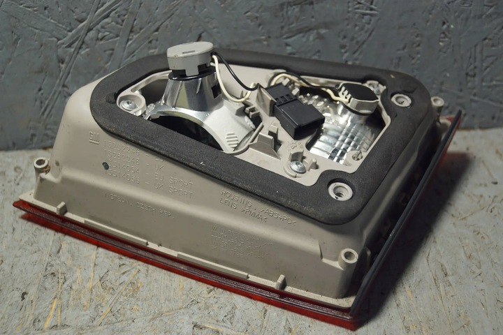 фото №8, Лампа лівий зад opel astra j універсал 13282248 s921