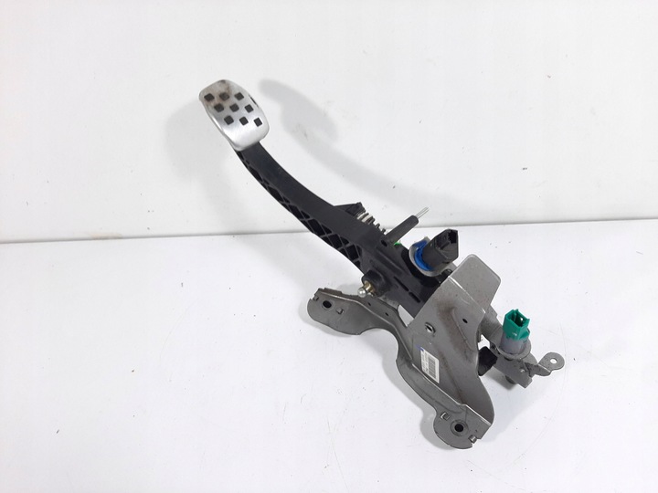 фото №8, Renault scenic iii рестайлинг xmod 1.6dci 13r педаль сцепления 465033612r