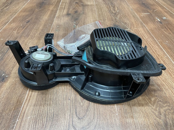 фото №9, Динамик передних правых дверь mercedes-benz sl r129 a1298202002