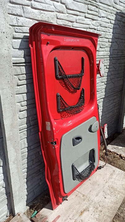 фото №6, Двері ліві зад trafic vivaro 01-14 oc70 l547