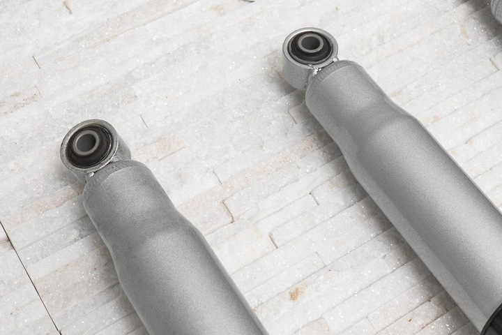 фото №12, Suzuki jimny амортизаторы масляно-газовые рестайлинг 2''