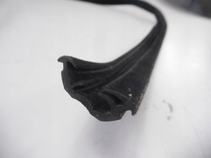 фото №7, Прокладка дверь передний. правая. lancia delta 82456995