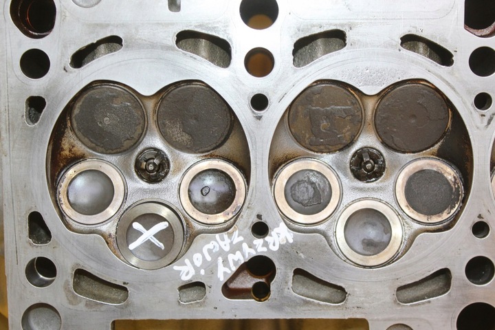 фото №13, Головка audi a4 b6 b7 vw passat b5 2.0 b alt 06b103373am 06b103127p