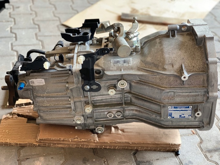 фото №4, Renault master iii iv 2.3 dci biturbo коробка передач коробки передач zf4006 zf4 320108045r