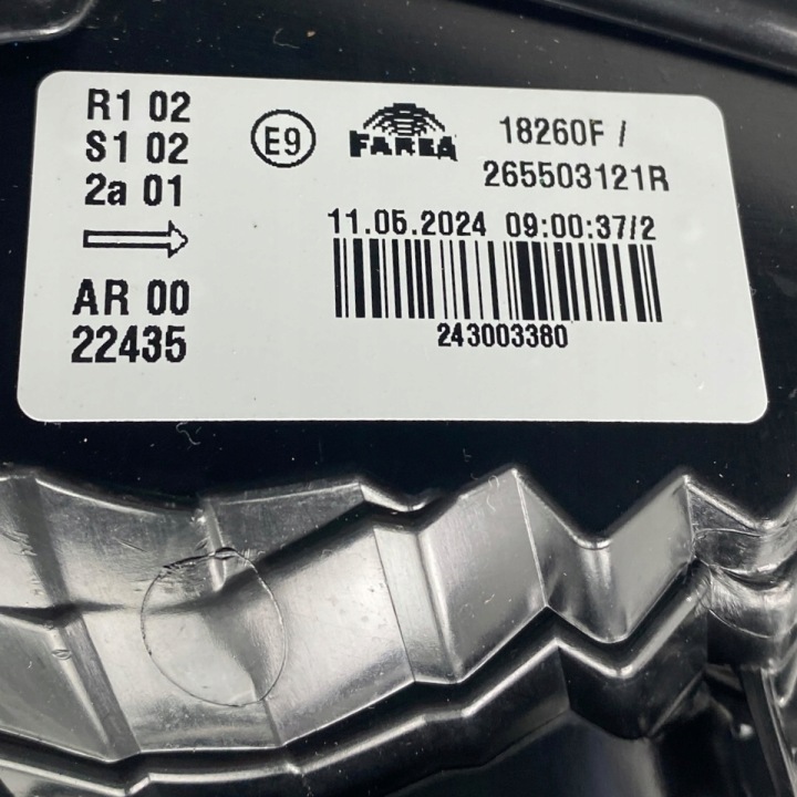 фото №14, Фара правое зад renault twingo iii рестайлинг 265503121r