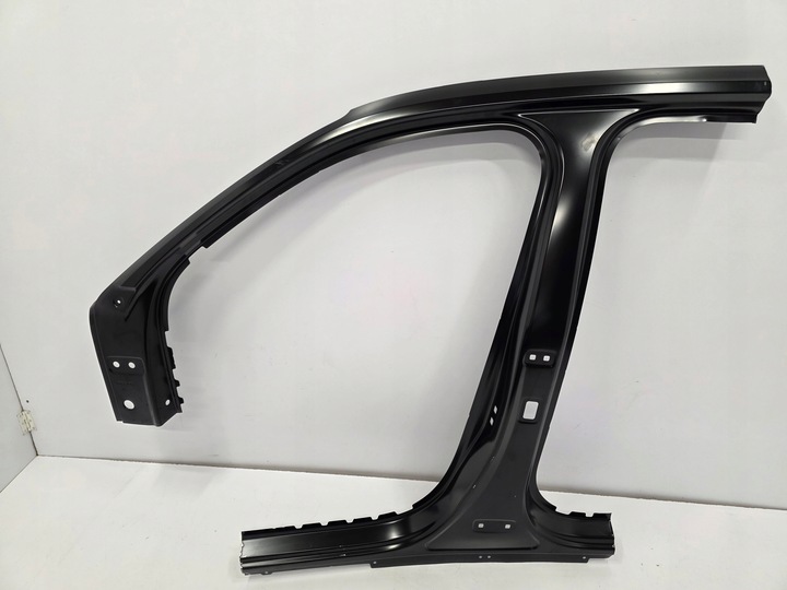 фото №1, Обшивка левая порог стойка volvo xc40 c40 32310034 новое оригинальные