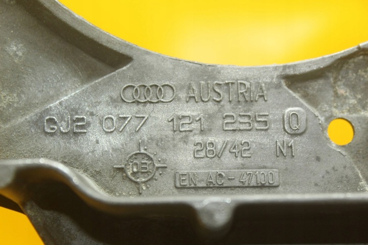 фото №8, Кронштейн кріплення кронштейн двигуна audi a8 d3 3.7 b bfl 077121235q