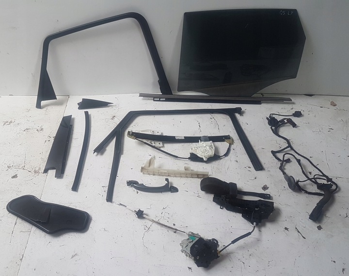 фото №6, Планка защита накладка стойка перед зад audi q5 8r