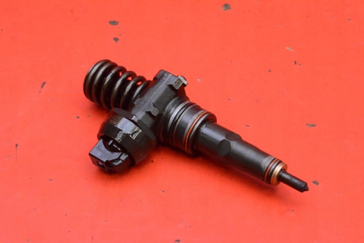фото №5, Форсунка насос-форсунка 038130073aq vw golf 4 iv 1.9 tdi 101 km 97-06